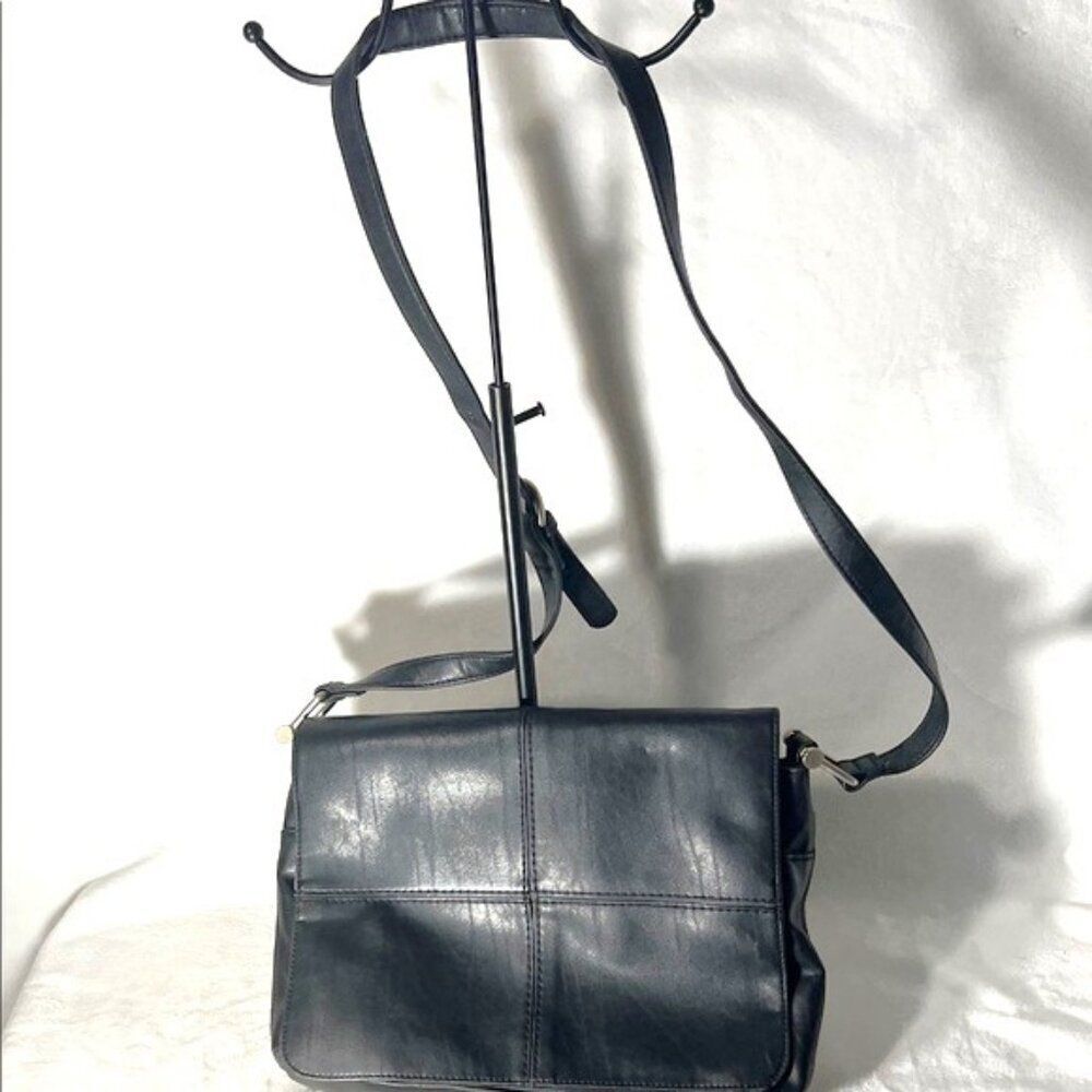 Liz Claiborne Black Crossbody Messenger Bag